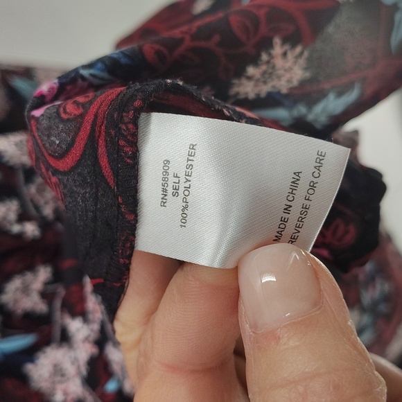 Gibson Latimer Pullover Babydoll Blouse Half Button Floral Print Size Large - Picture 6 of 10